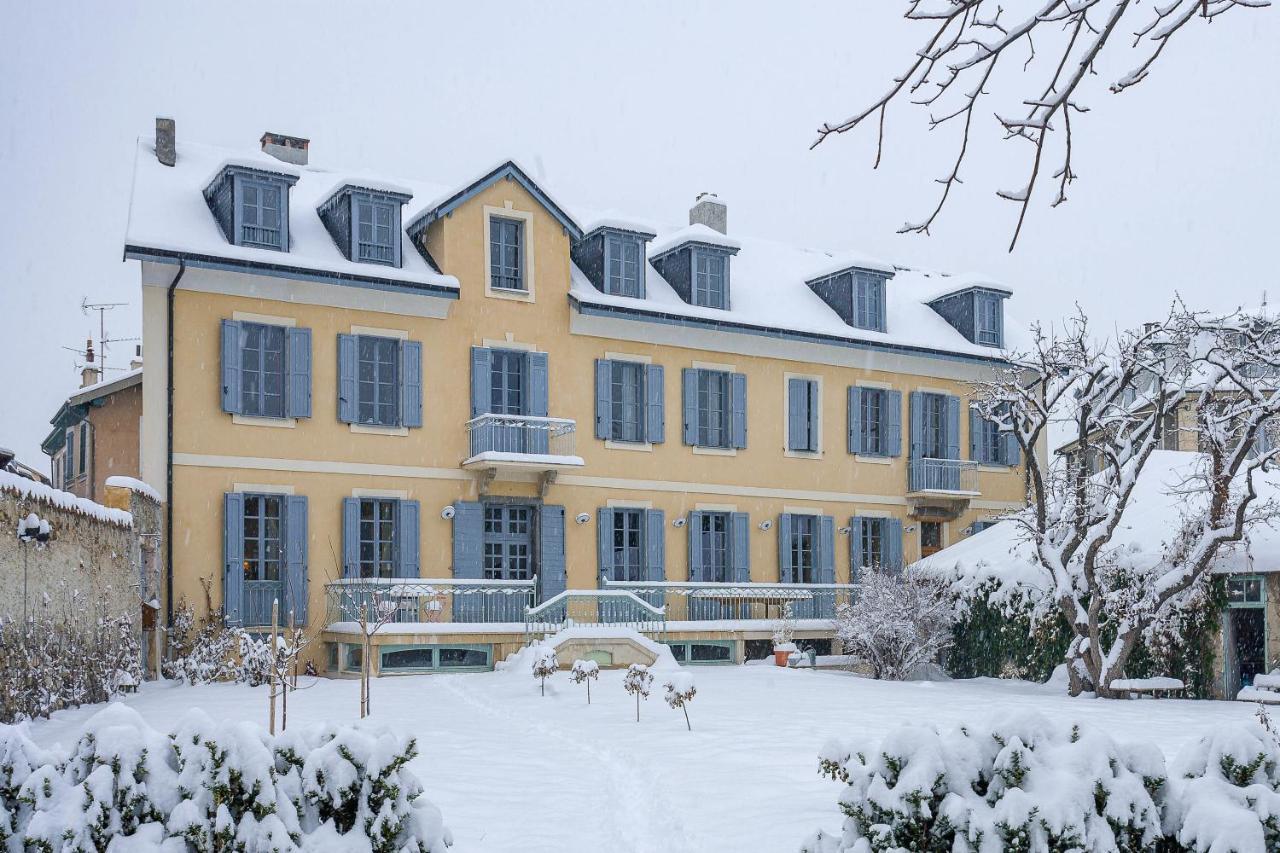 Ferienwohnung Le Pigeonnier Embrun Exterior foto